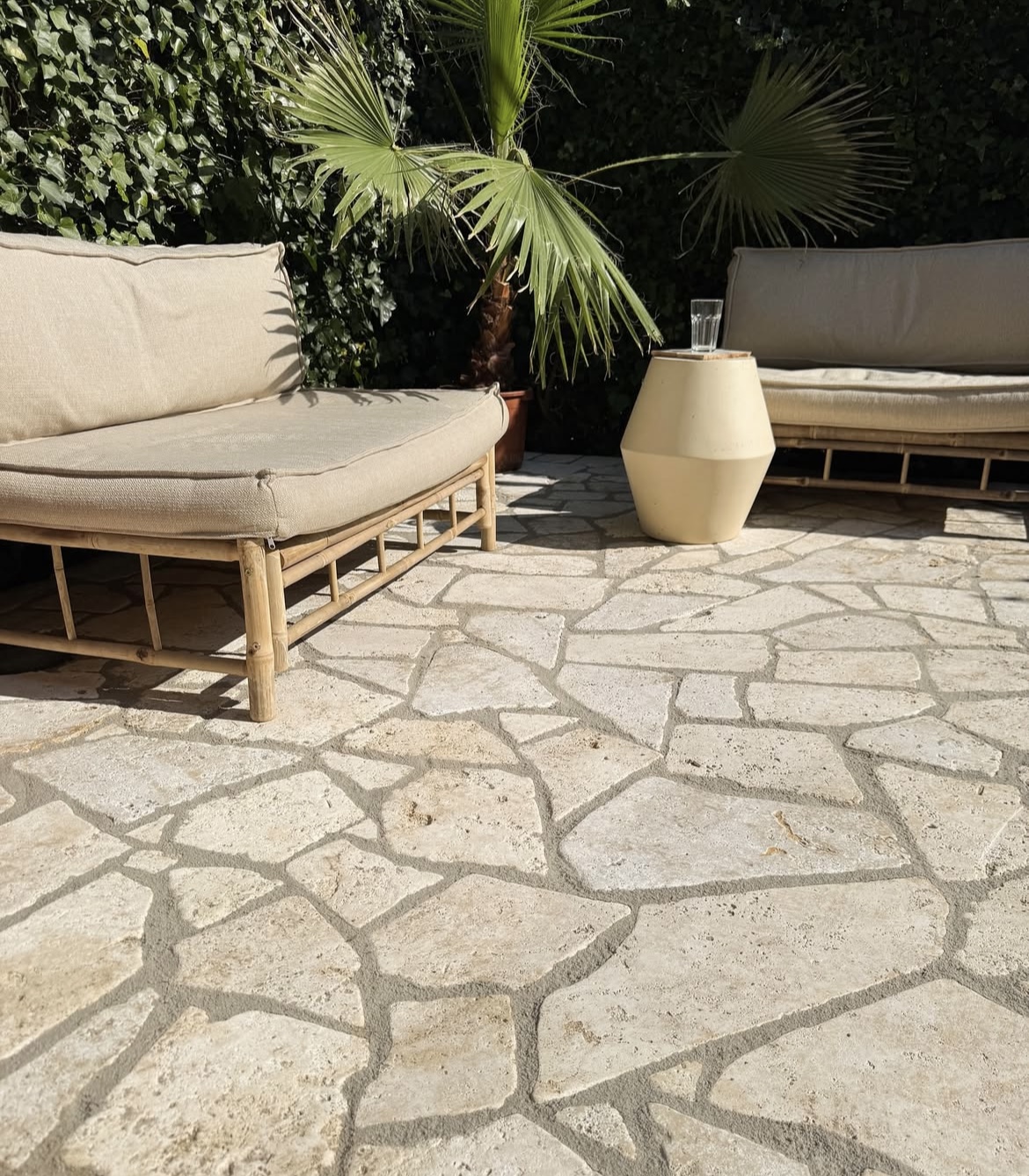 Travertin flagstones light terras tuin
